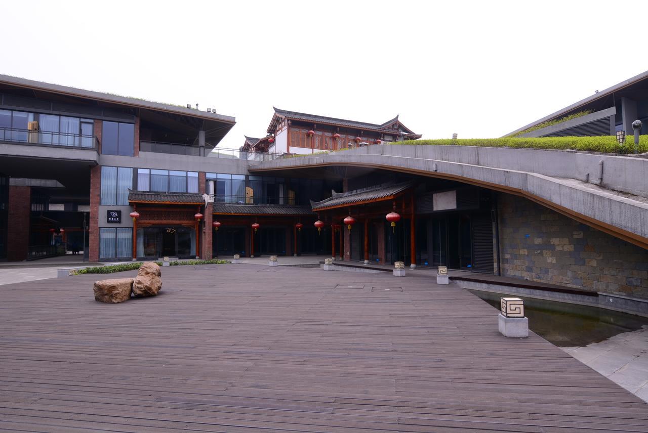 Emeis Van Stars Mountain Lodge E-mej-šan Exteriér fotografie