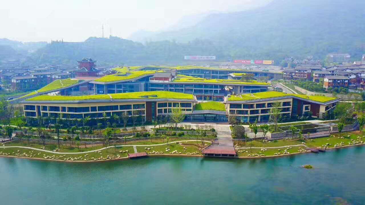 Emeis Van Stars Mountain Lodge E-mej-šan Exteriér fotografie